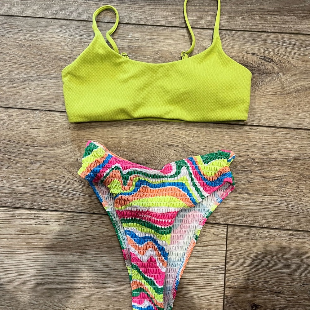 Vibrant Bikini Set with Lime Top and Multicolor Bottoms